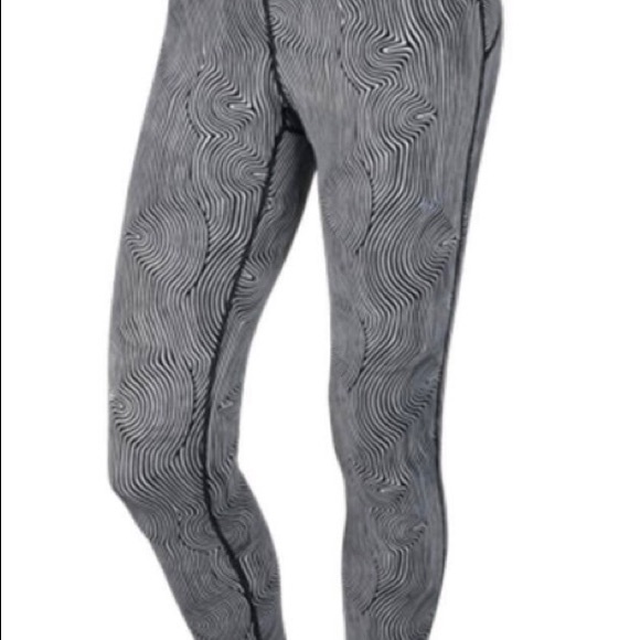 Nike Running Tights - Picture 2 of 7